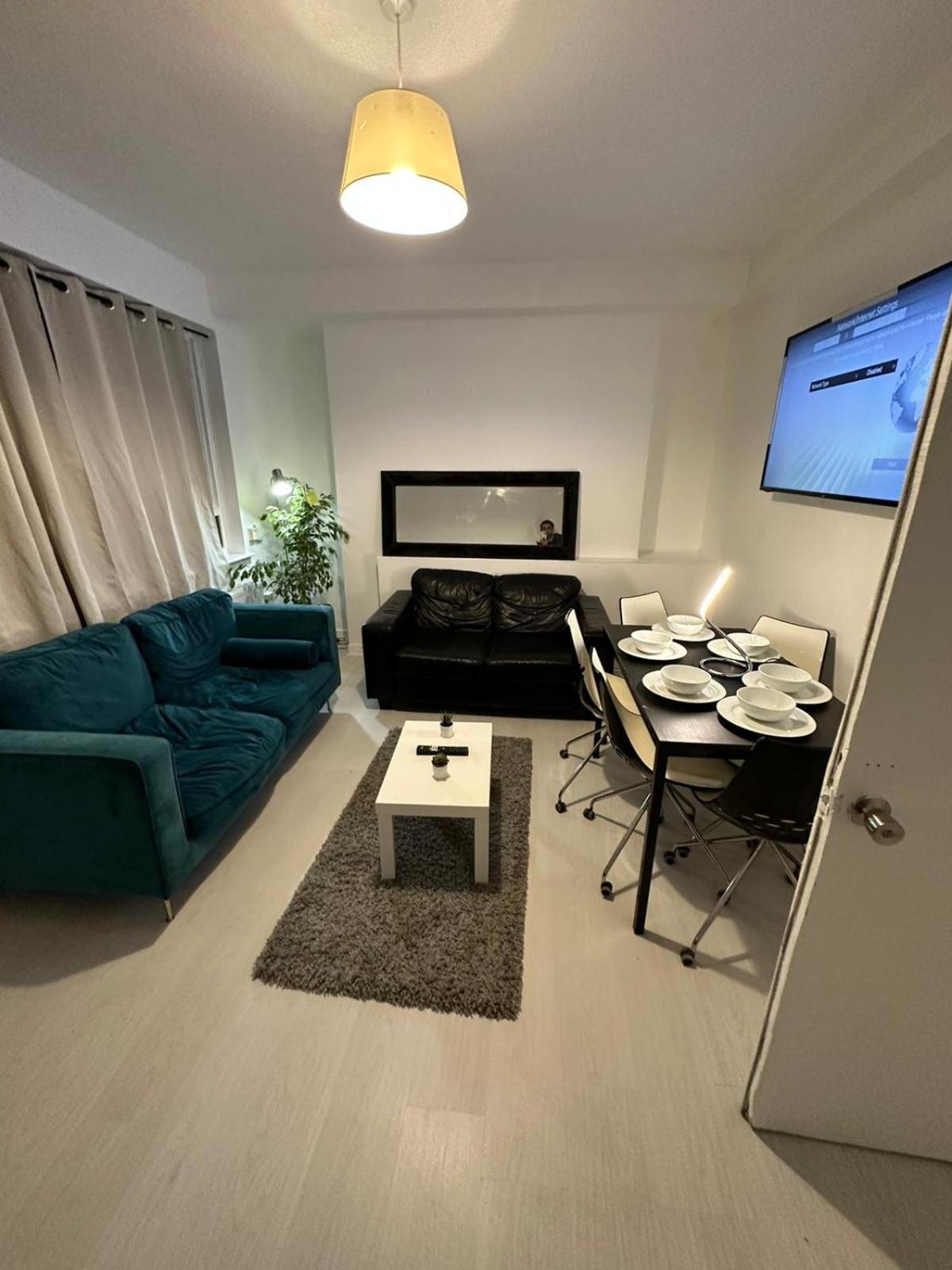 3 Bedroom King Cross Station City Centre ロンドン エクステリア 写真